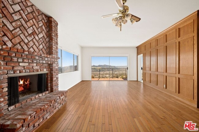 Building Photo - 1916 Rams Horn Ct