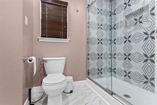 Building Photo - 3214 Brook Arbor Ln