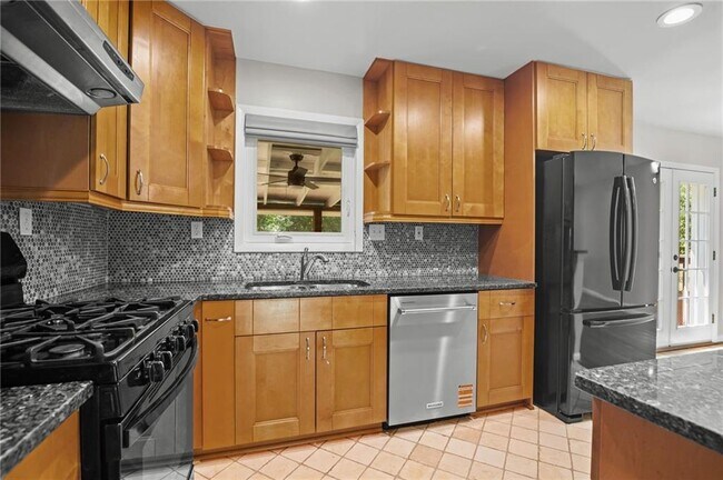Building Photo - 1342 Atterberry Pl