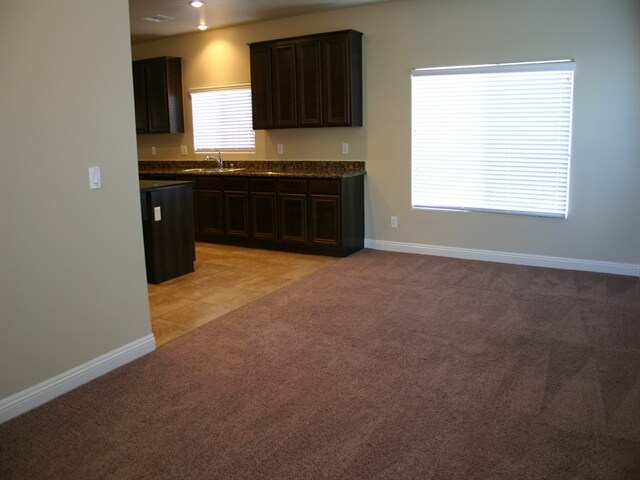 Building Photo - 2812 E Gables Vale Ct