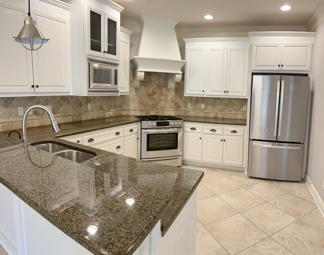 Building Photo - 3610 White Oaks Ridge