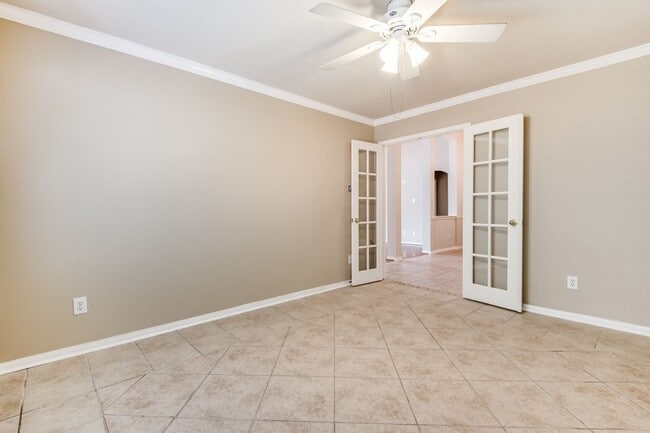 Building Photo - 7302 Hollow Field Ln