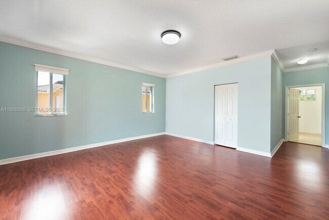 Building Photo - 13116 SW 136th Terrace