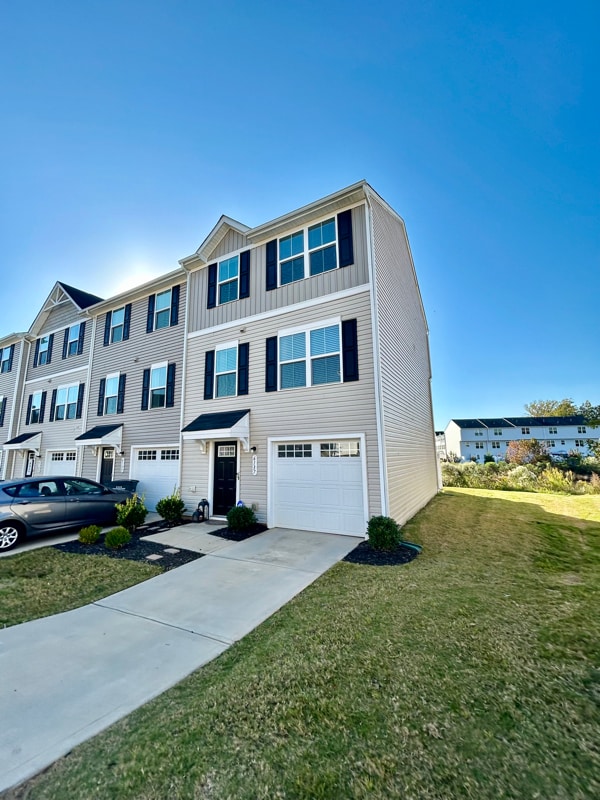 Building Photo - 6137 Cutwater Cir