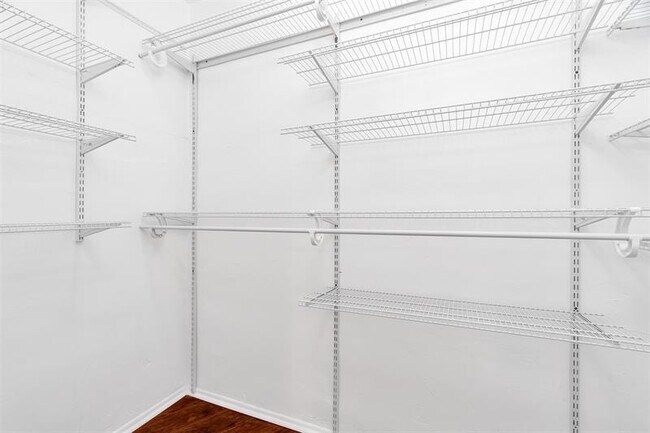 Building Photo - 3700 Galt Ocean Dr