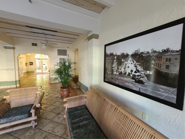 Building Photo - 900 16th St