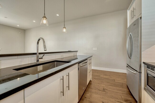 Building Photo - 534 S Lincoln St