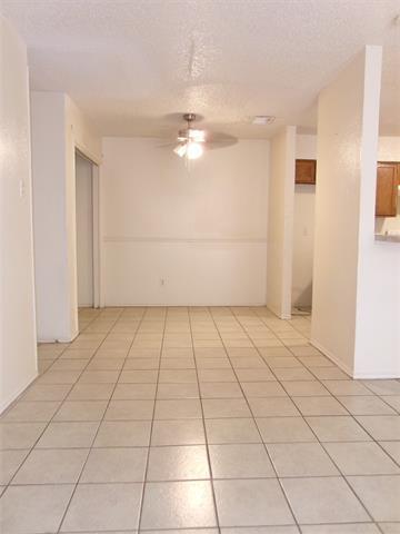 Building Photo - 510 Victoria Dr