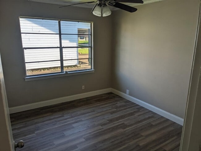 Building Photo - 3470 Kipling Dr