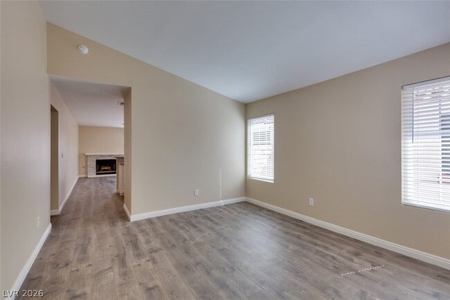 Building Photo - 4658 Belshire Dr