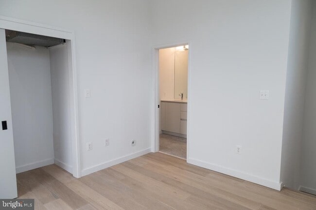 Building Photo - 1443 Euclid St NW