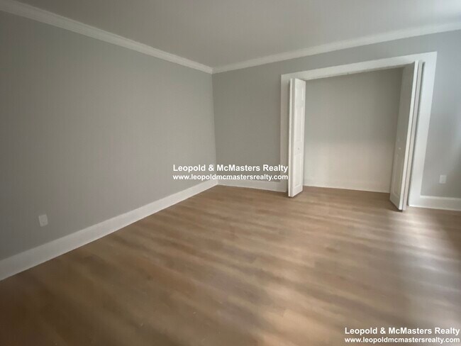 Building Photo - 83 Longwood Ave