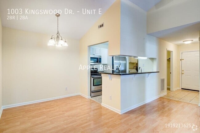 Building Photo - 1003 Kingswood Dr