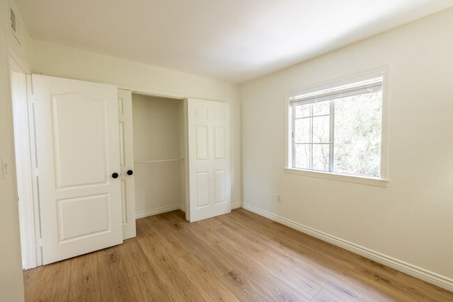 Building Photo - 3776 Portland Ct