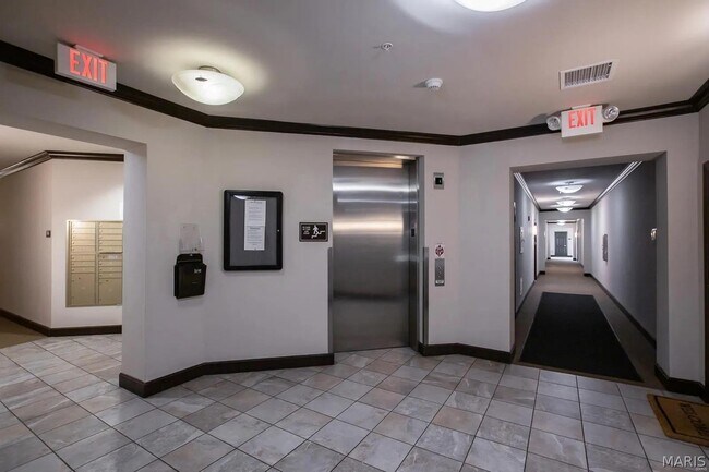 Building Photo - 1270 Strassner Dr