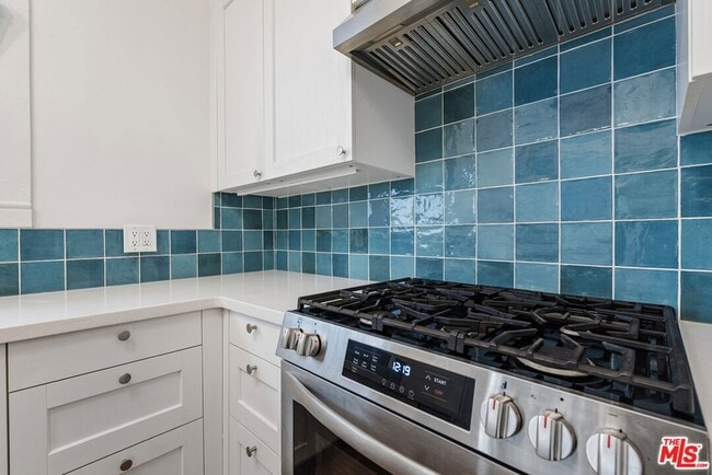 Building Photo - 2650 2nd St