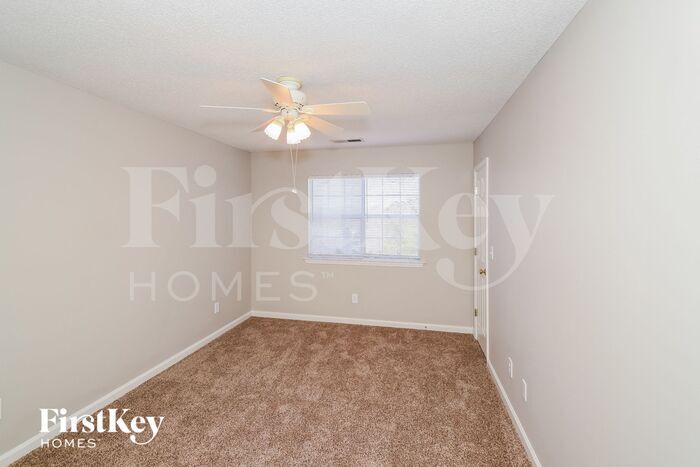 Building Photo - 1209 Deer Trail Rd