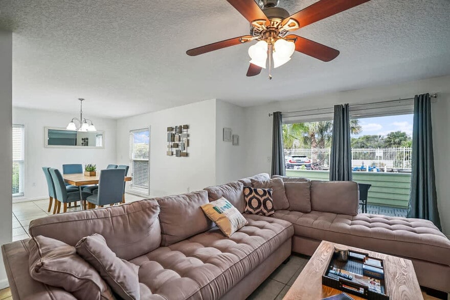 Building Photo - 6301 A1A S