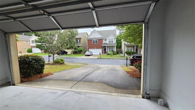 Building Photo - 2275 Copper Trail Ln NE
