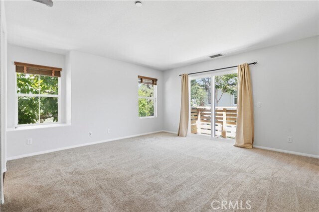 Building Photo - 15 Platinum Cir