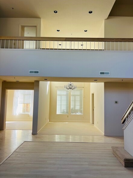 Building Photo - 17614 Winding Creek Rd