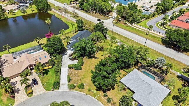 Building Photo - 8021 Timber Lake Ln
