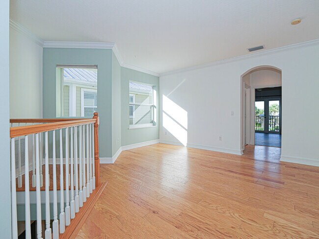 Building Photo - 1835 Bridgepointe Cir