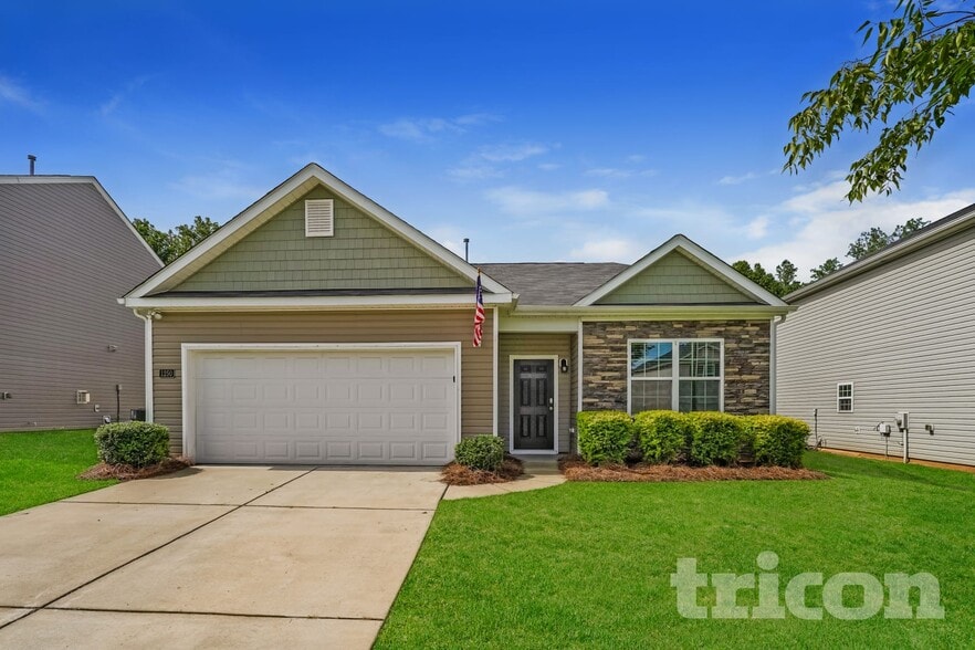 Primary Photo - 1250 Aurora Glen Dr