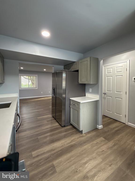 Building Photo - 3036 Virginia Dare Ct