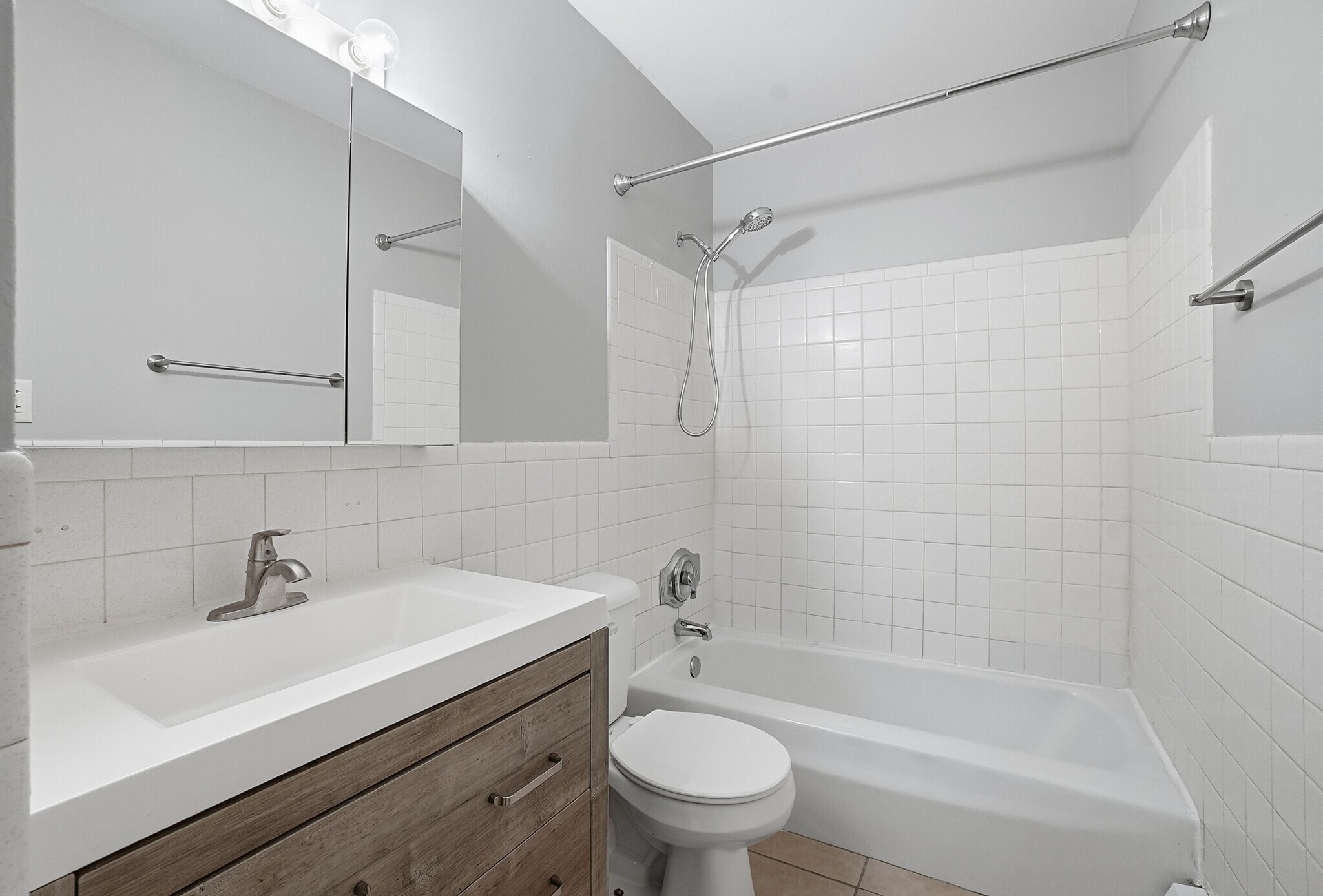 Building Photo - 431 Filweber Ct