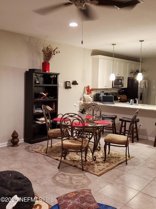 Building Photo - 3630 Creswick Cir