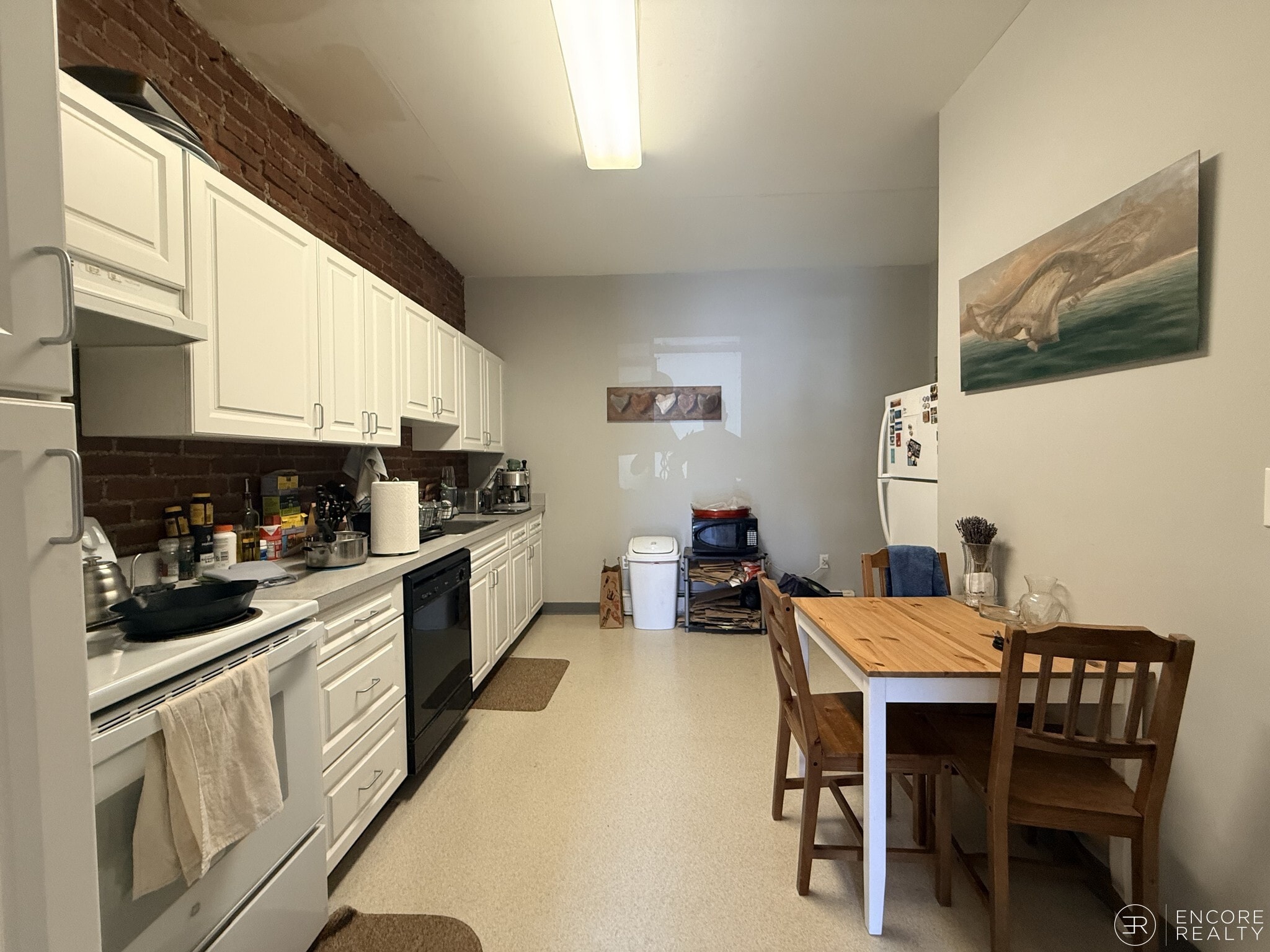 Building Photo - 15 Stearns Rd