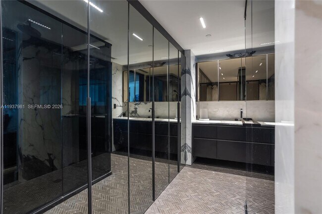 Building Photo - 1040 Biscayne Blvd