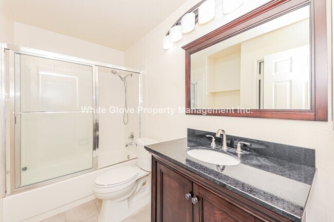 Building Photo - 3 Bedroom Marbella Townhome