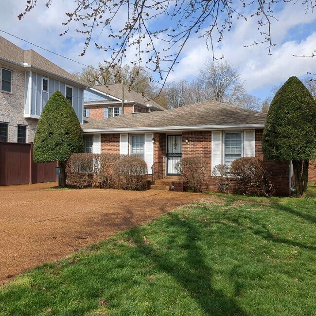 998 Woodmont Blvd 998 Woodmont Blvd Nashville TN 37204 Apartment Finder