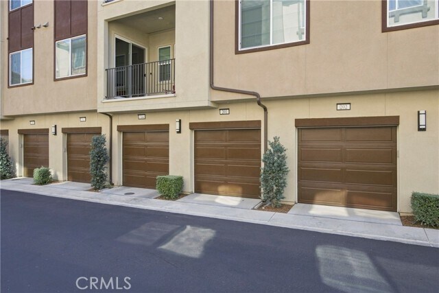 Building Photo - 12903 Paradiso Dr