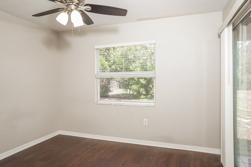 Building Photo - 3644 Ribera Ave