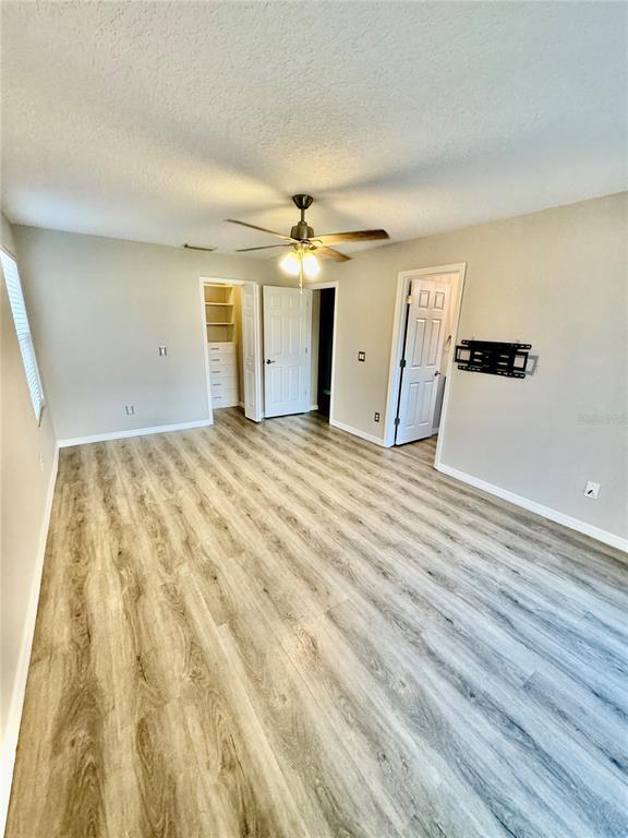 Building Photo - 1161 Long Oak Way