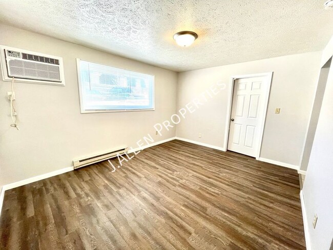 Building Photo - 111 Gold Strike Dr