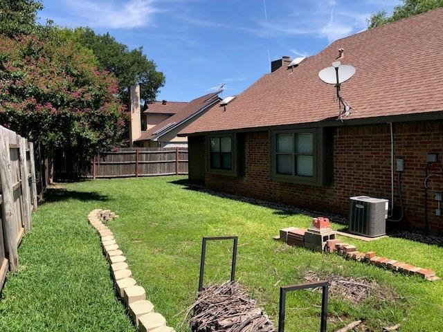 Building Photo - 2062 Bronco Ln
