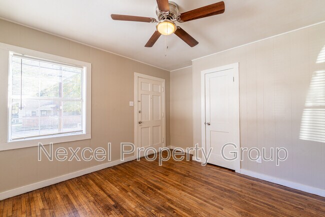 Building Photo - 1677 Echles St