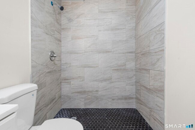 Building Photo - 26-28-28 Mc Lean St