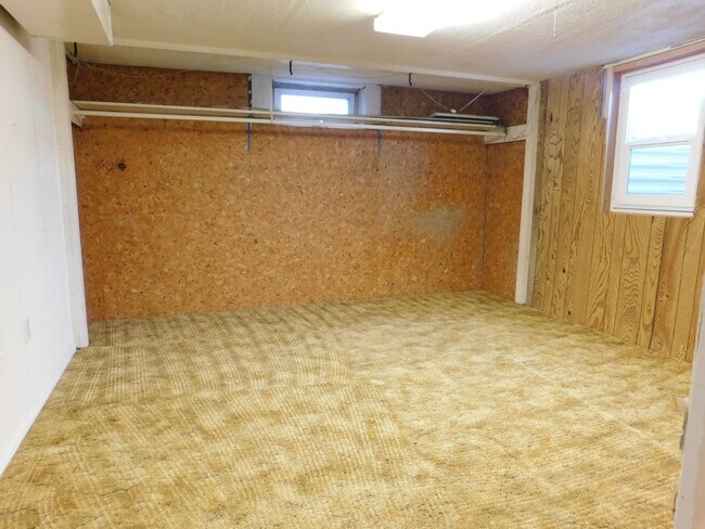 Building Photo - Spacious Ranch in Orchard Mesa