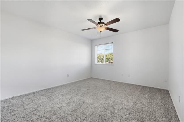 Building Photo - 1715 Southampton Dr