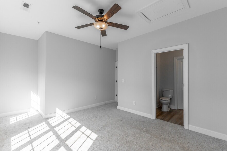 Building Photo - 1480 Chatt City Way