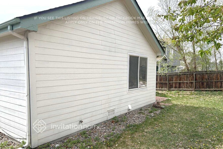 Building Photo - 6910 Blazing Trail Dr