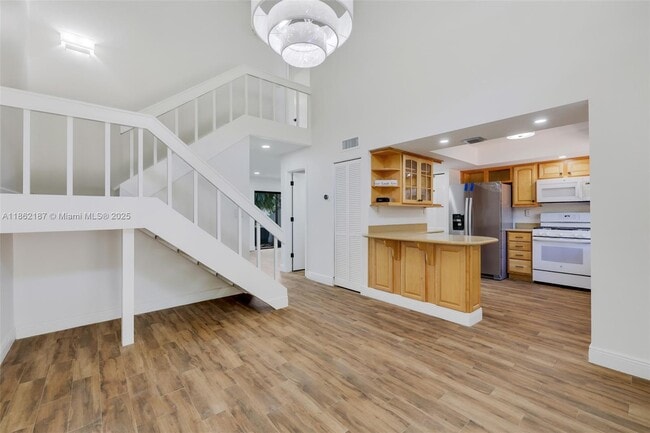 Building Photo - 10516 SW 112th Ave