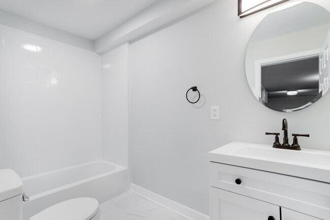 Building Photo - Fabulously Renovated 4 Bedroom, 3.5 Bathroom Home In Close in Potomac!!