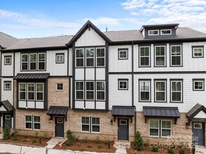 Building Photo - 109 Goodson Pl