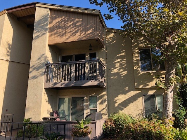 Building Photo - 6006 Rancho Mission Rd